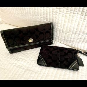 Coach wallet and wristlet bundle